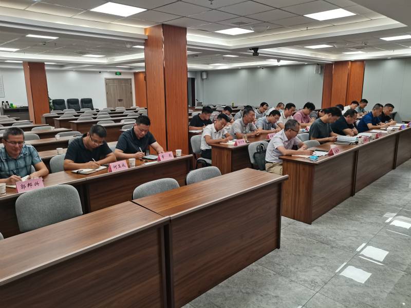 政治谈话  (2)(1).jpg